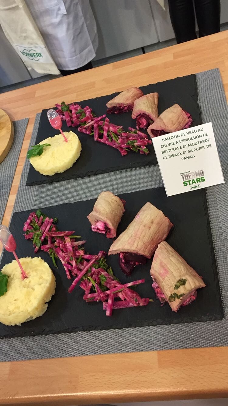 BALLOTIN DE VEAU AU CHEVRE A L'EMULSION DE BETTERAVE ET MOUTARDE DE MEAUX ET SA PUREE DE PANAIS