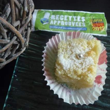 Basboussa à la noix de coco