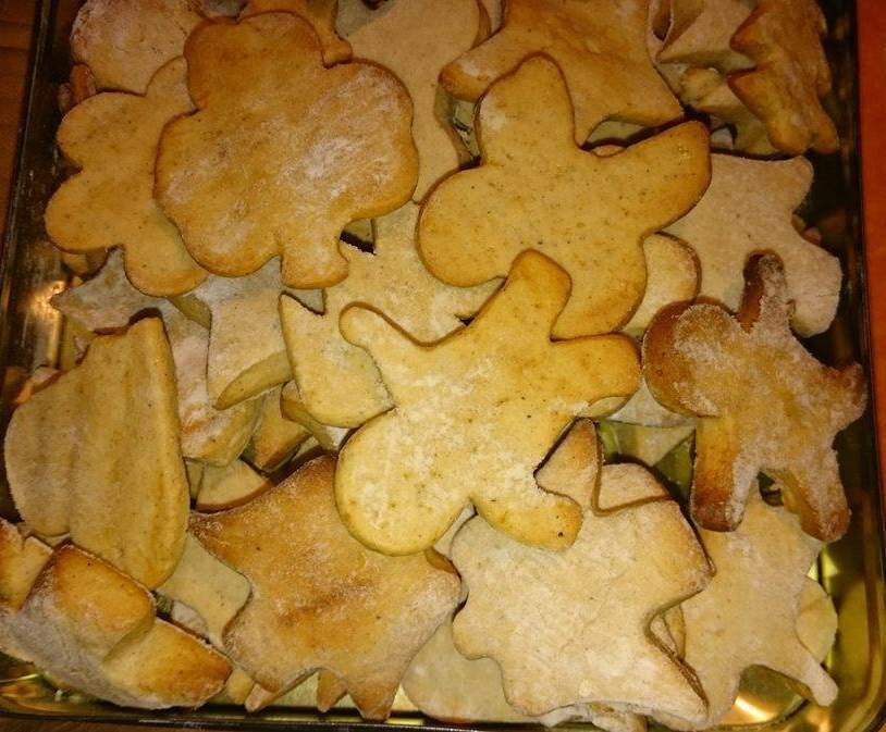 BISCUITS DE NOËL EN PAIN D'EPICE