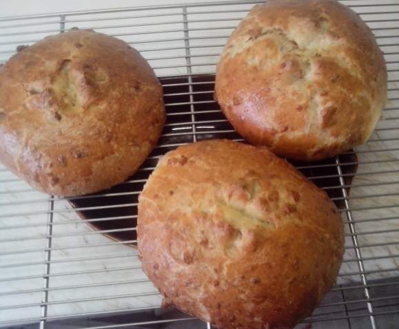 Brioche aux grattons du traiteur