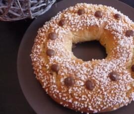 Brioche des rois au praliné (rochers suchard)