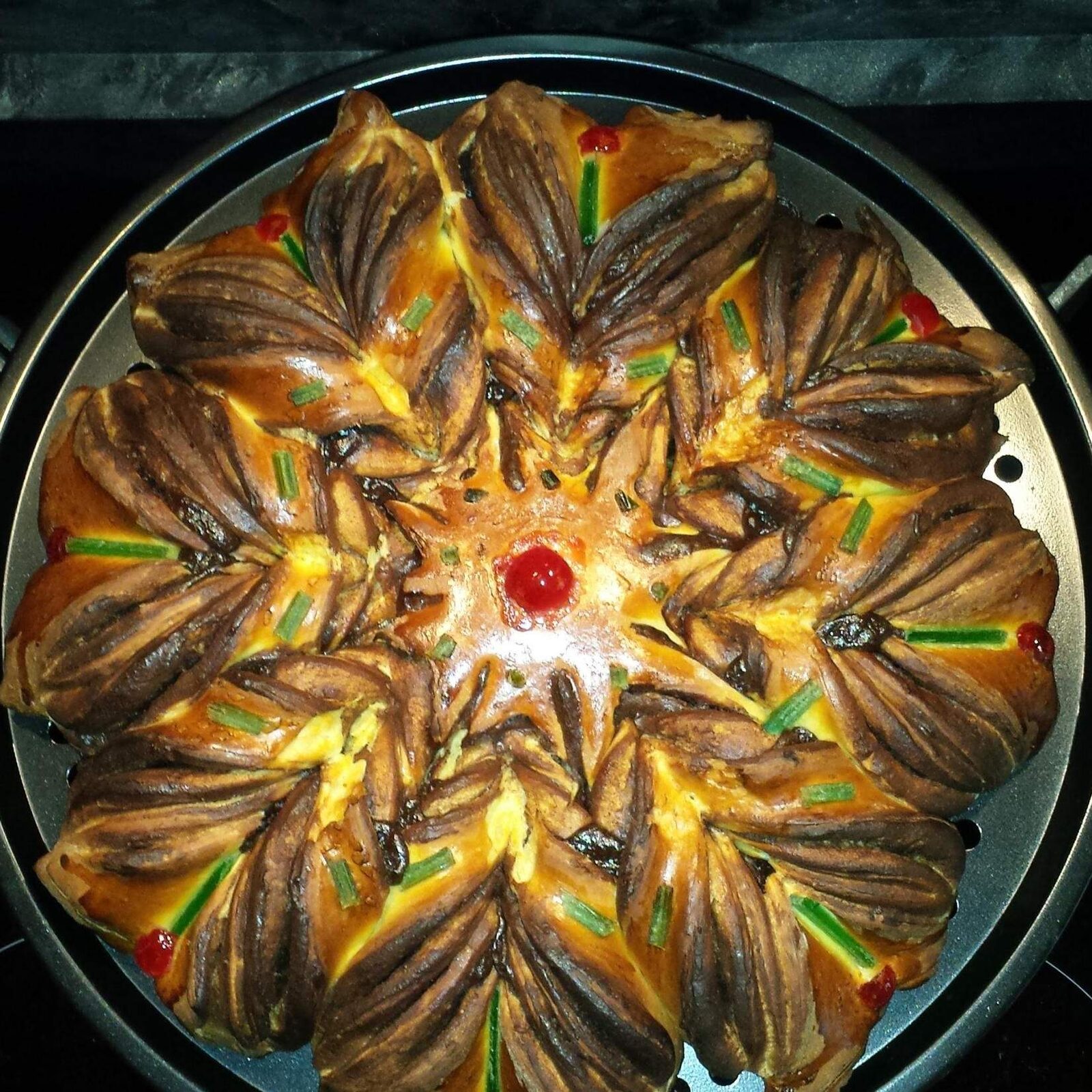 Brioche étoilée à la pâte à tartiner ou au chocolat