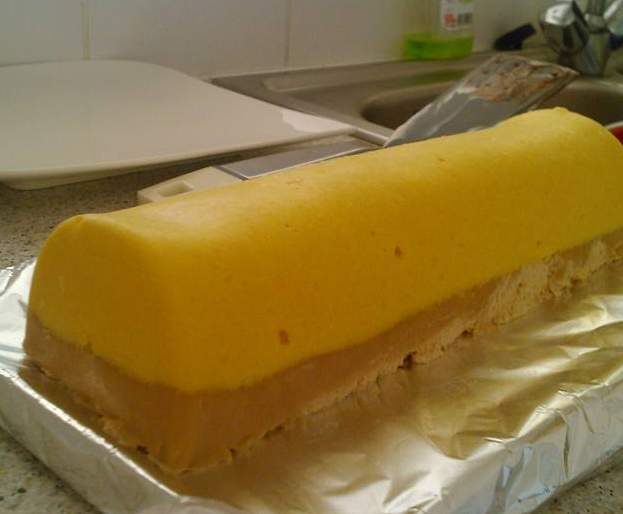 Bûche glacée métissée exotico-bretonne (Mangue-Caramel beurre salé)