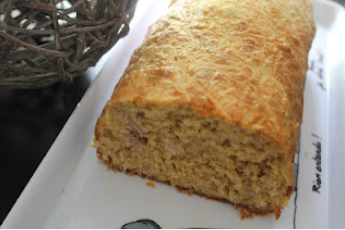 Cake au thon et à la pâte de curry