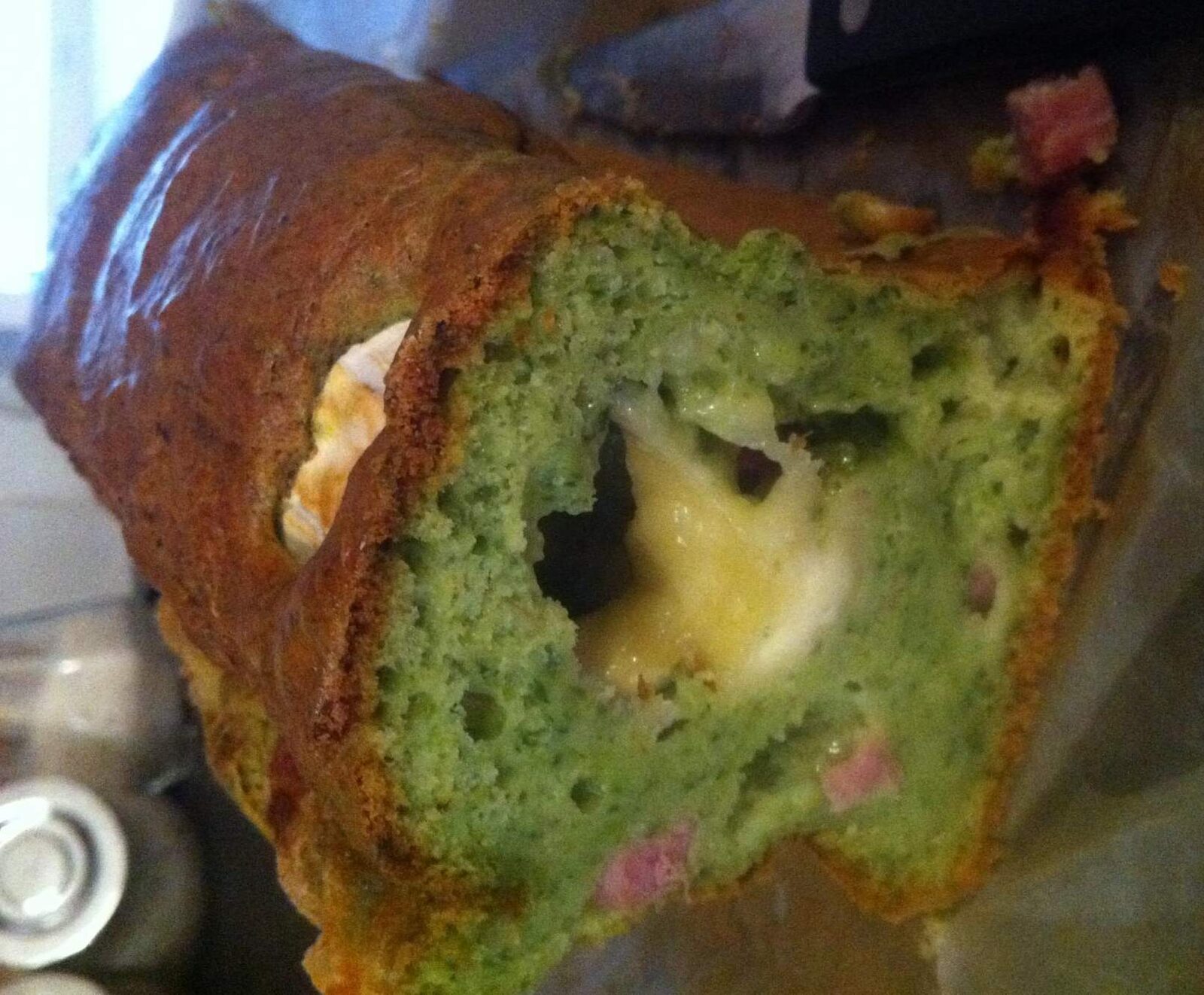 Cake aux épinards et aux dés de jambon