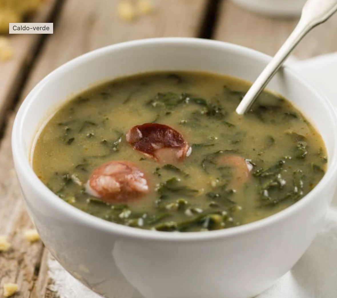 Caldo Verde con Chorizo / Soupe Choux Vert au Chorizo Portugais