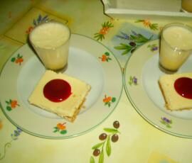 cheese-cake vanille au coulis de fraises
