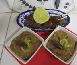 Chutney de dattes au citron vert (accompagnement de foie gras)