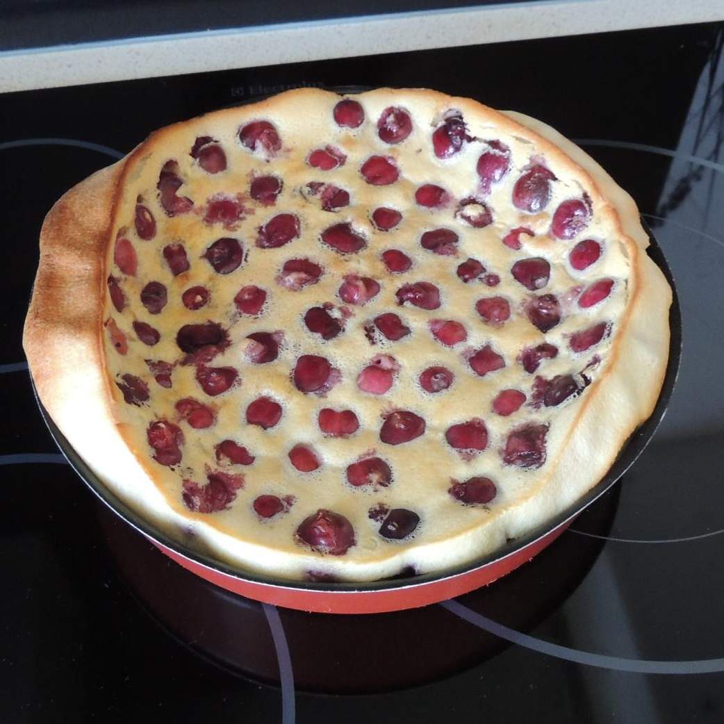 CLAFOUTIS AUX CERISES