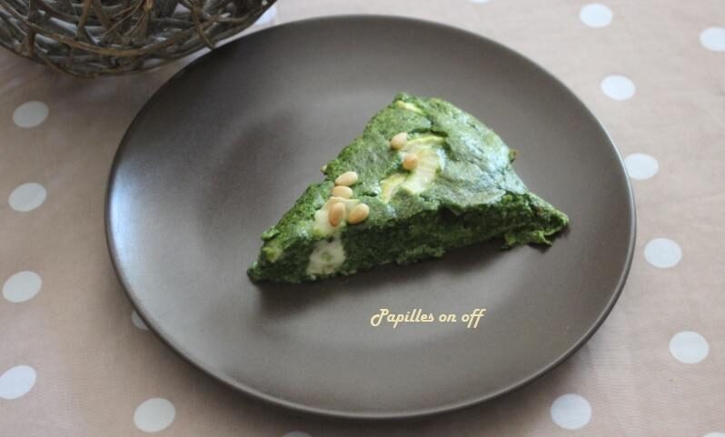 Clafoutis épinards, chèvre frais et pignons