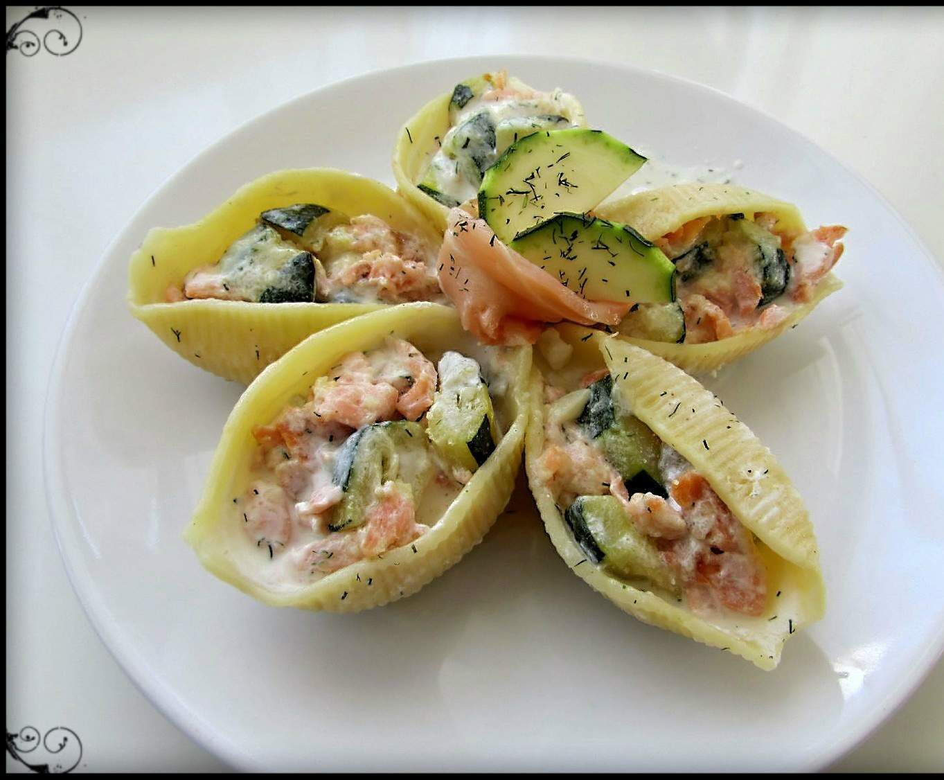 Conchiglioni courgettes et saumon fumé (pates en forme de coquillage)