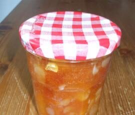 Confiture abricots amandes