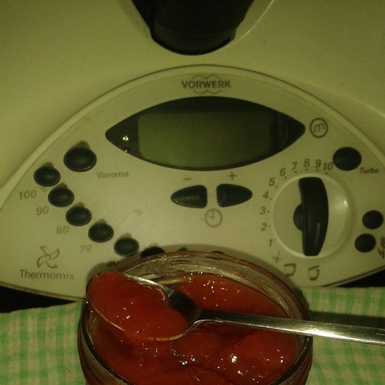 Confiture fraise-rhubarbe