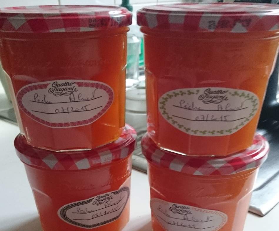 Confiture pêches et abricots