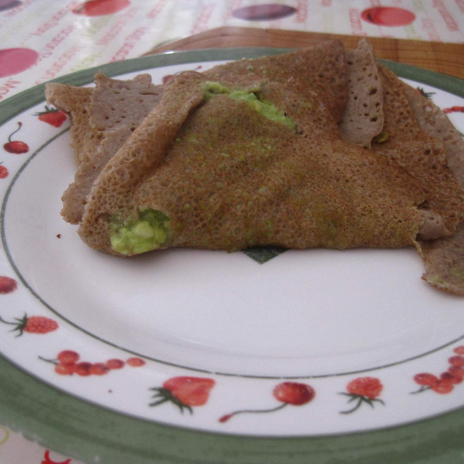 Crêpes beurre d'avocat aux herbes