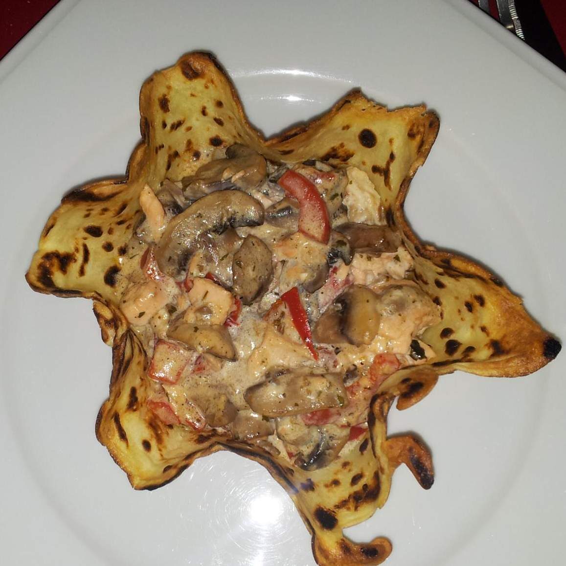 Crêpes saumon et champignons frais
