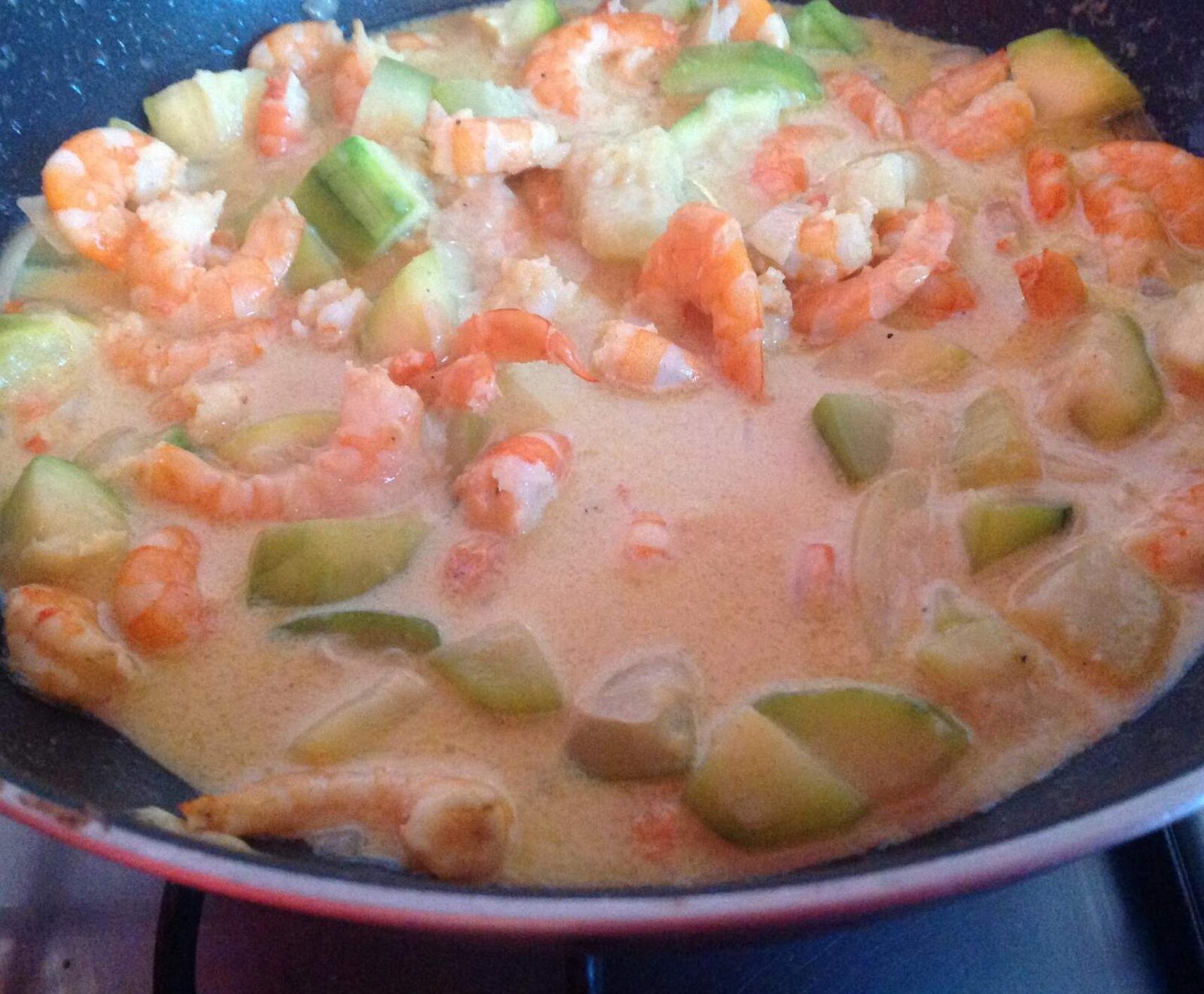 Crevettes au lait de coco et curry