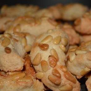 croissants aux pignons