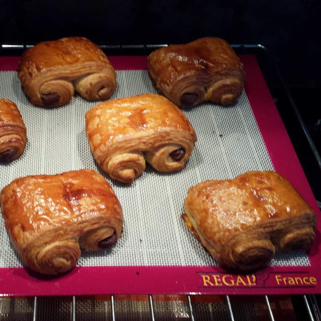 Croissants & chocolatines EXPRESS!