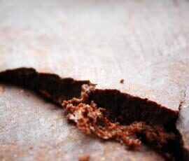 Croustillant au chocolat amer SANS GLUTEN (sans lait)
