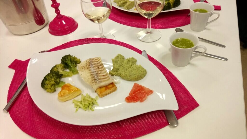 Dos de cabillaud sauce PRaiRiaL en déclinaison de brocolis cuisiné aux vapeurs de jasnieres