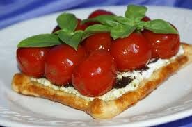 feuilleté arlequin aux tomates cerises