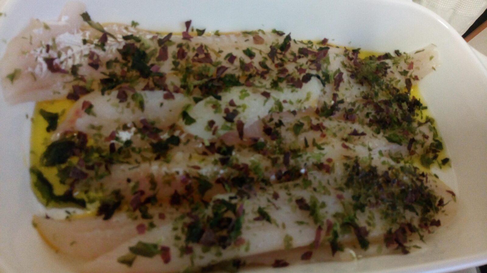 FILET DE POISSON AUX ALGUES SAUCE CREVETTE