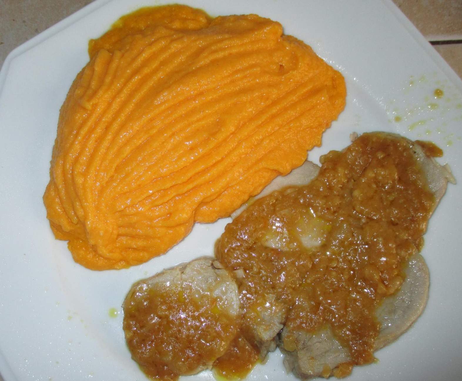 FILET MIGNON ET SA PUREE CAROTTES