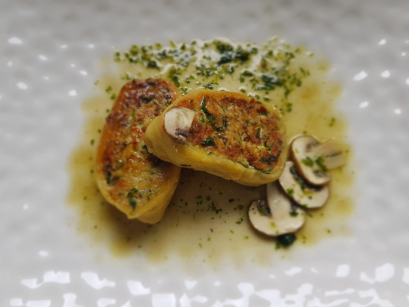 Fleischschnackas Poulet Estragon Epinard Ricotta