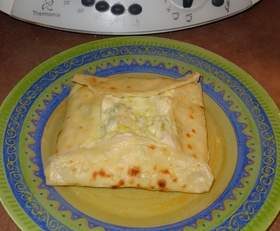 Galette garniture poireau-reblochon-poulet