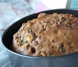 Gâteau aux fruits secs sans sucre (cuisson vapeur)