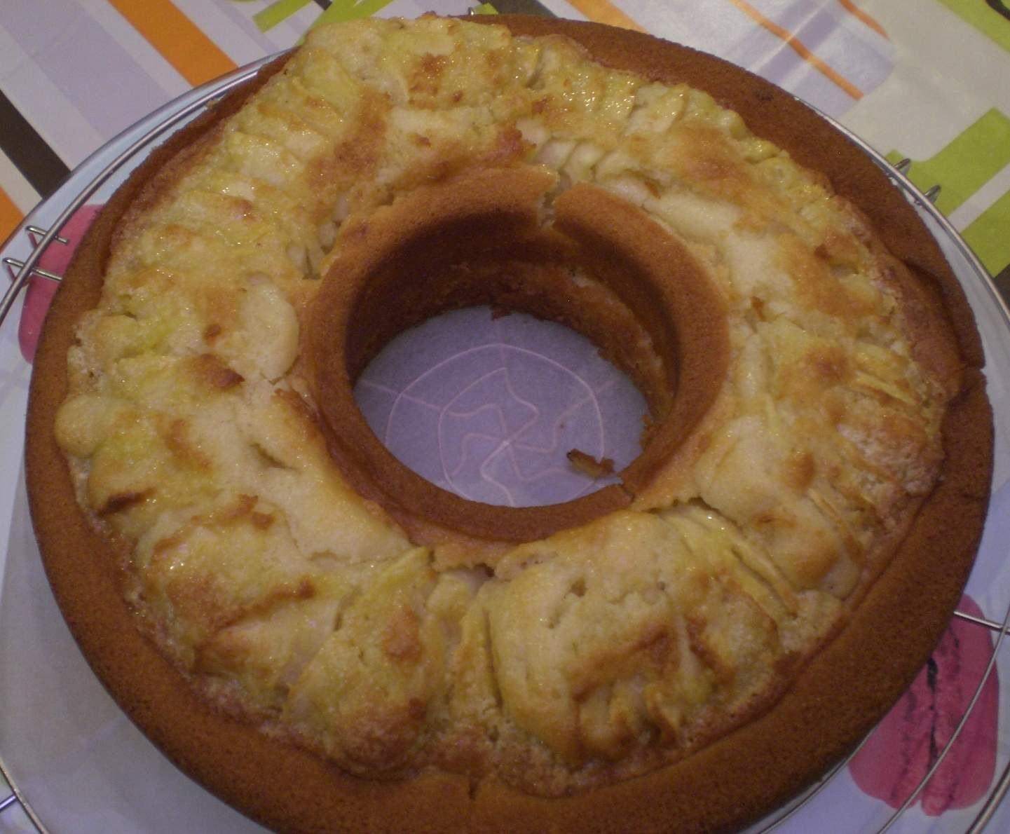 GATEAU AUX POMMES MOELLEUX