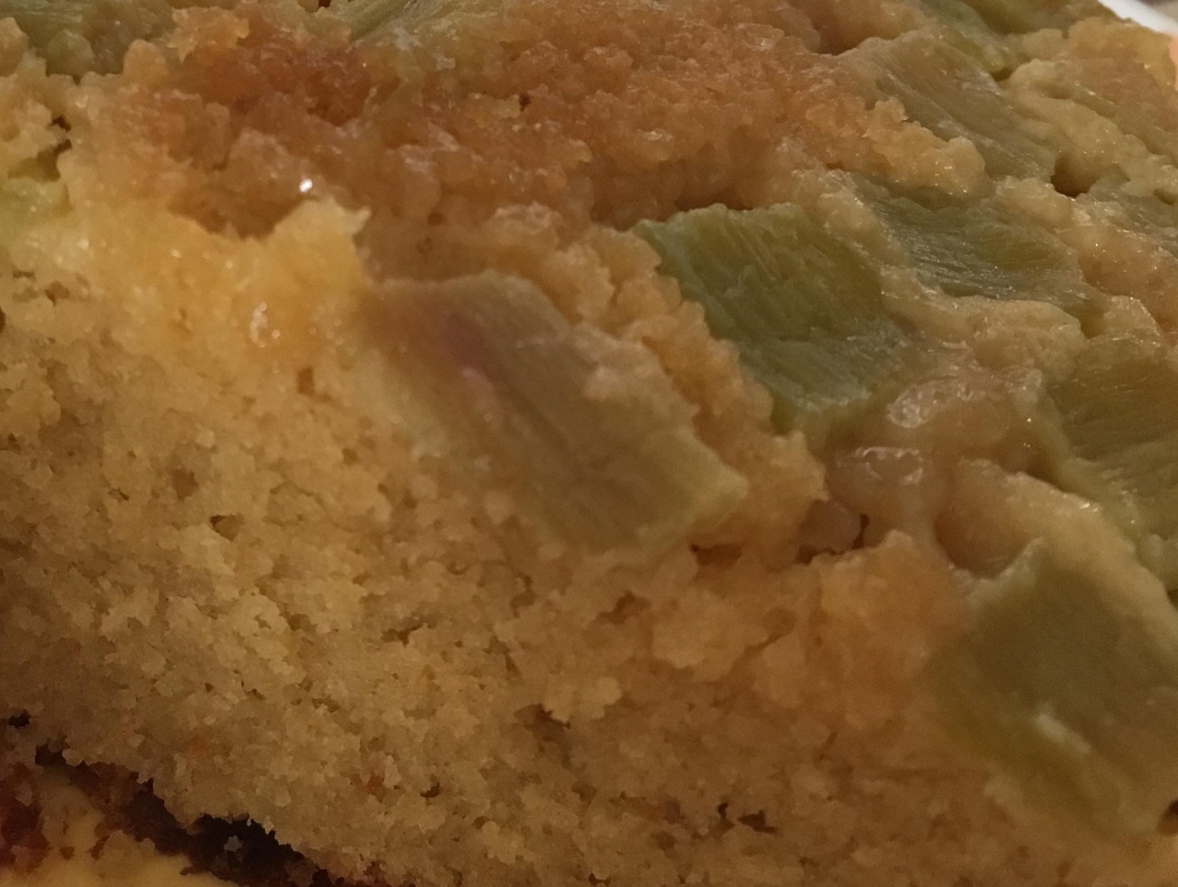 Gâteau renversé caramélisé à la rhubarbe