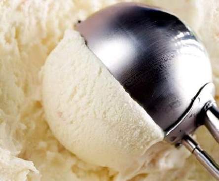 glace à la banane aromatisée à la vanille sans sucre