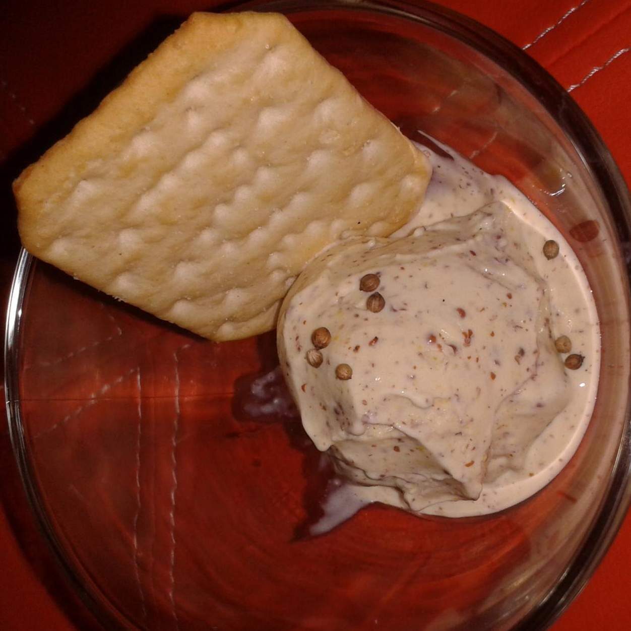 Glace à la moutarde