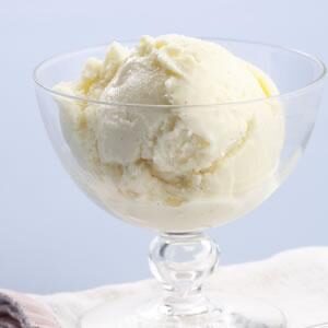 Glace au chocolat blanc