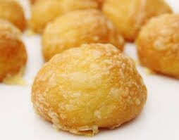 GOUGERES