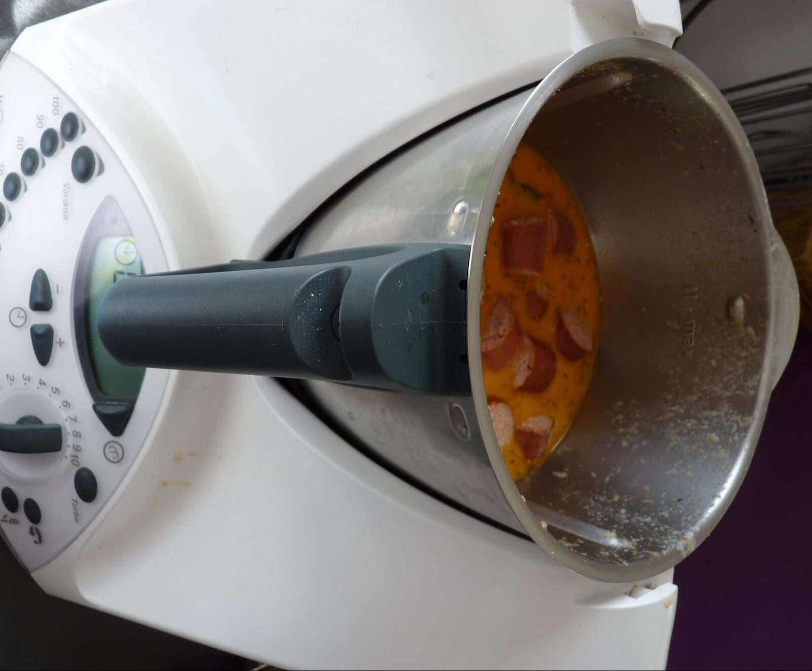 Goulasch de saucisses fumées