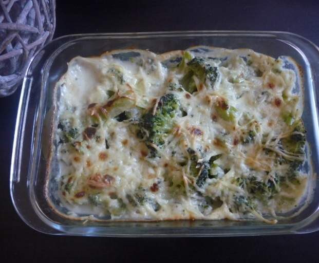 gratin de brocolis à la béchamel au citron