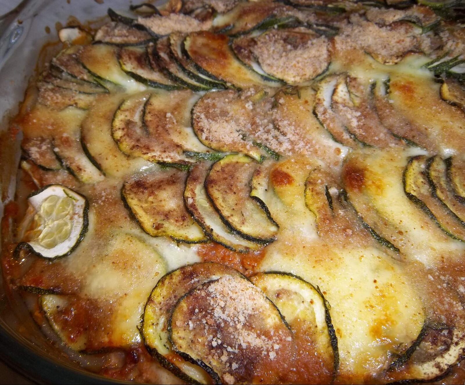 gratin de courgettes à la viande et mozzarella