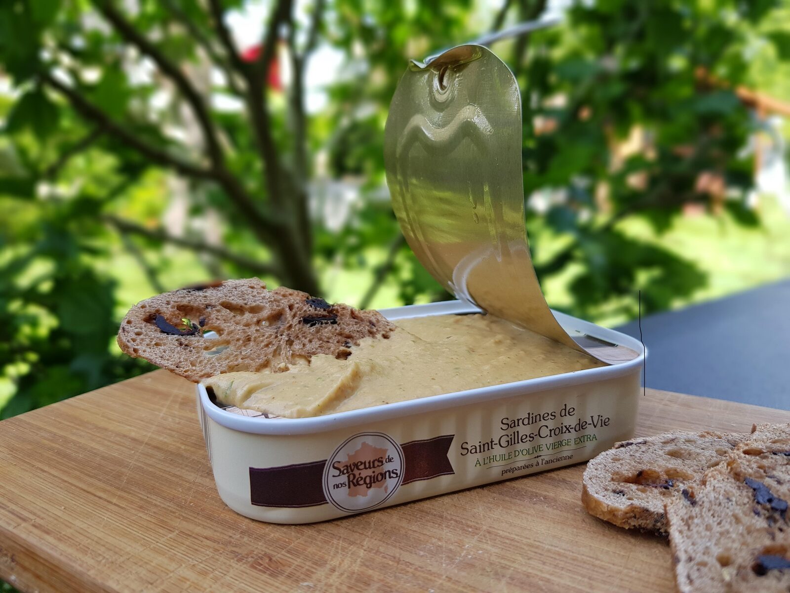 Houmous du pêcheur aux haricots blancs