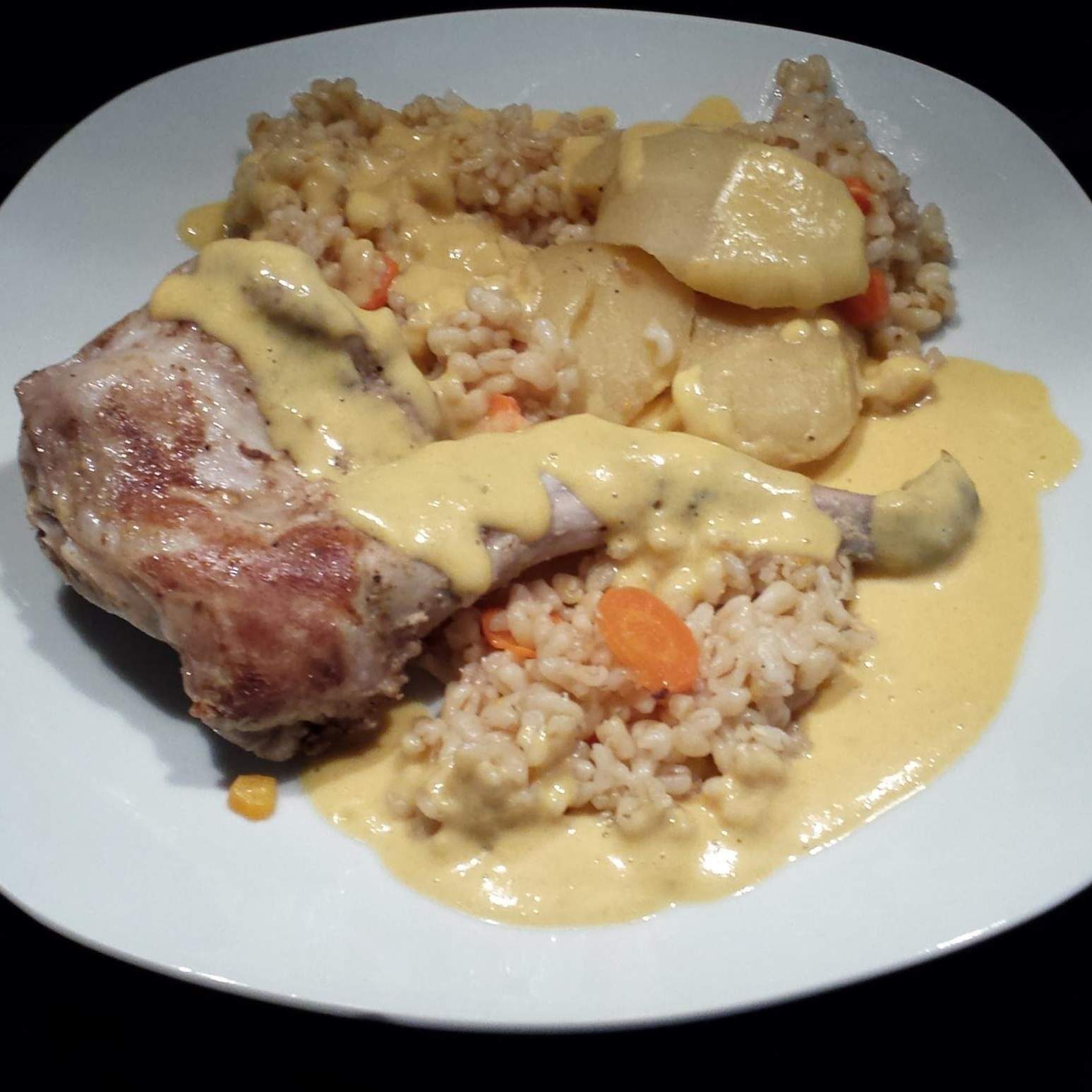 Lapin à la normande (moutarde, pommes & cidre).