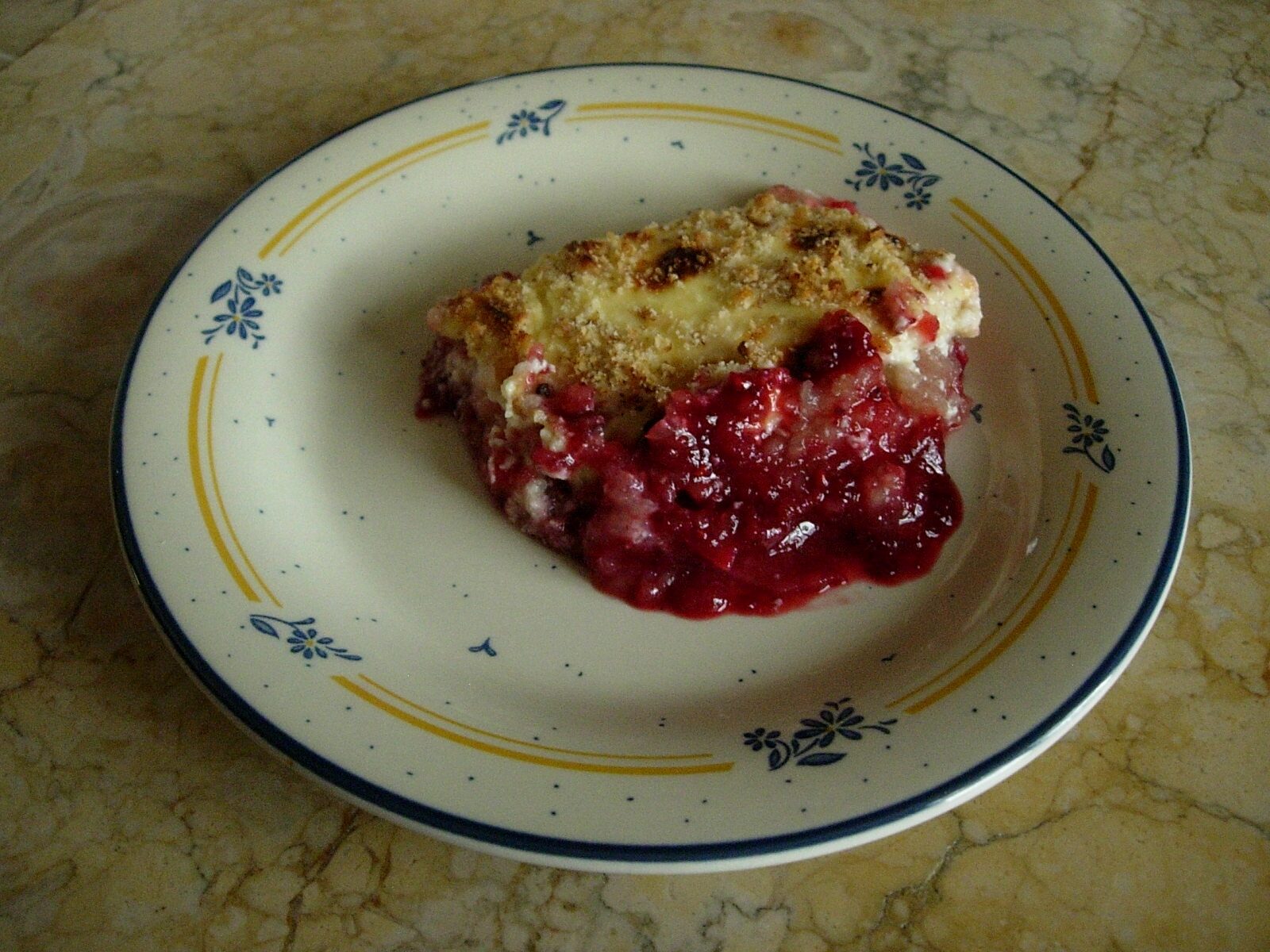 Lasagnes à la compote de pommes et aux fruits rouges