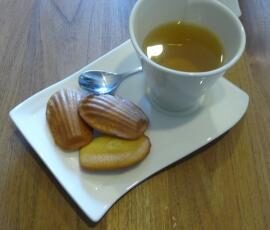 Madeleines au miel et citron