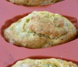 Madeleines au pesto