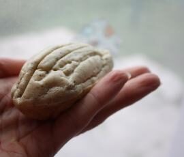 Madeleines au tofu et aux herbes