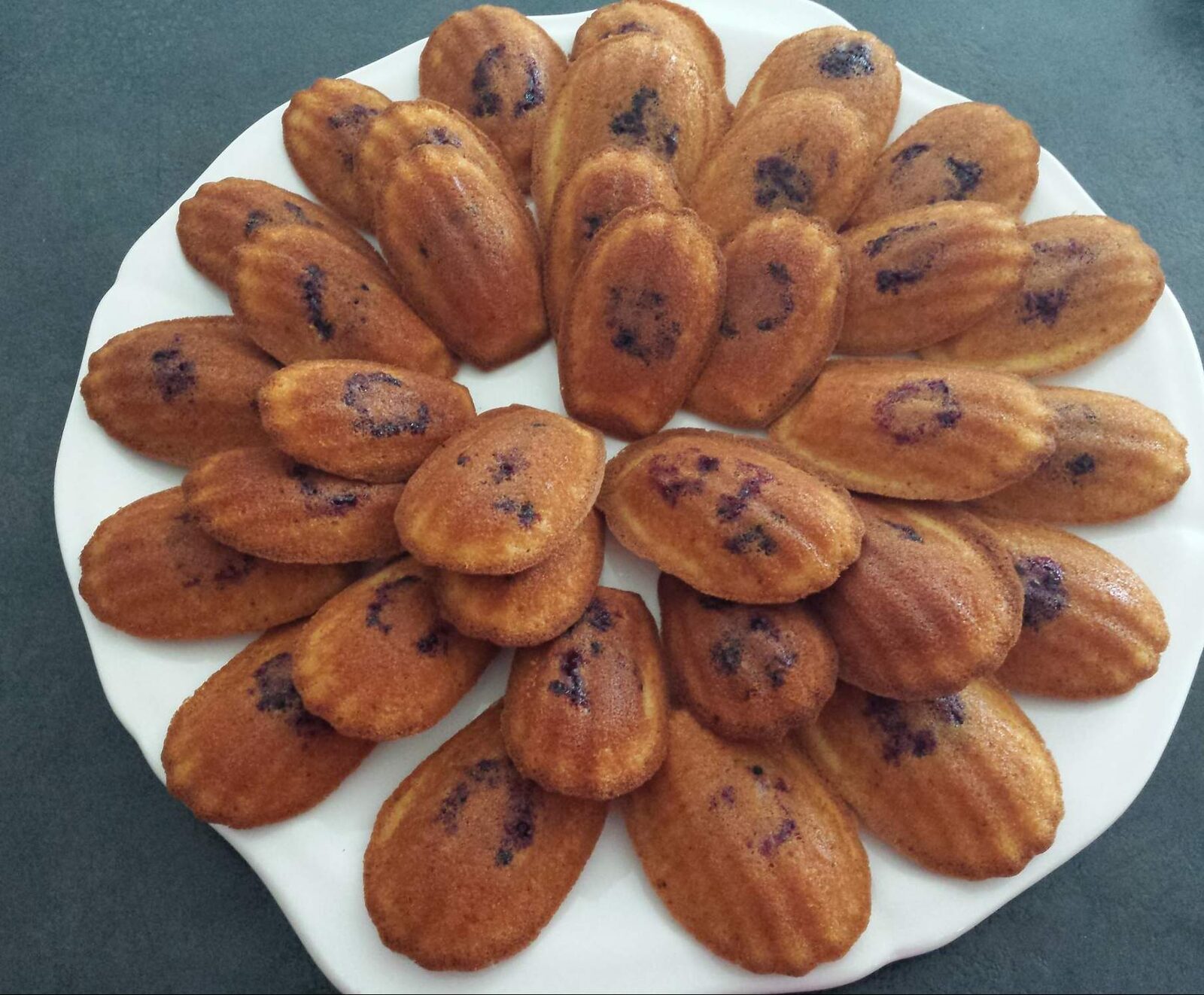 Madeleines Mûres-Citron