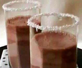 Milk-shake à la banane et à la pâte à tartiner