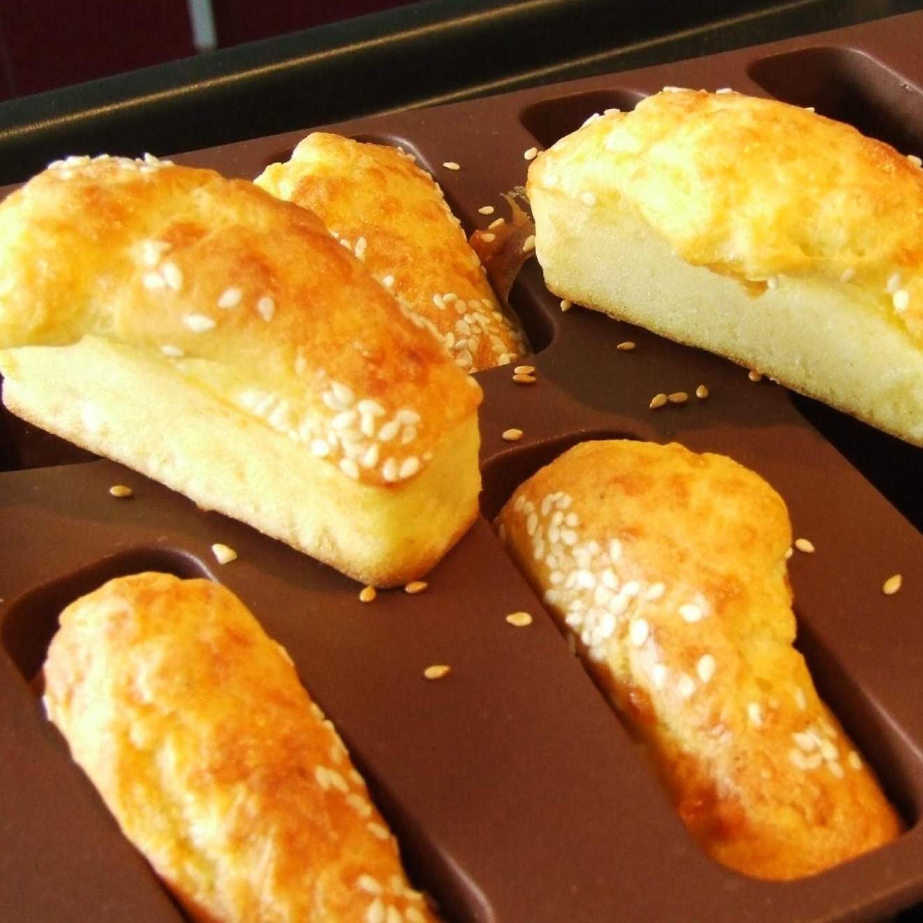 Mini cake comté et graines de sésame