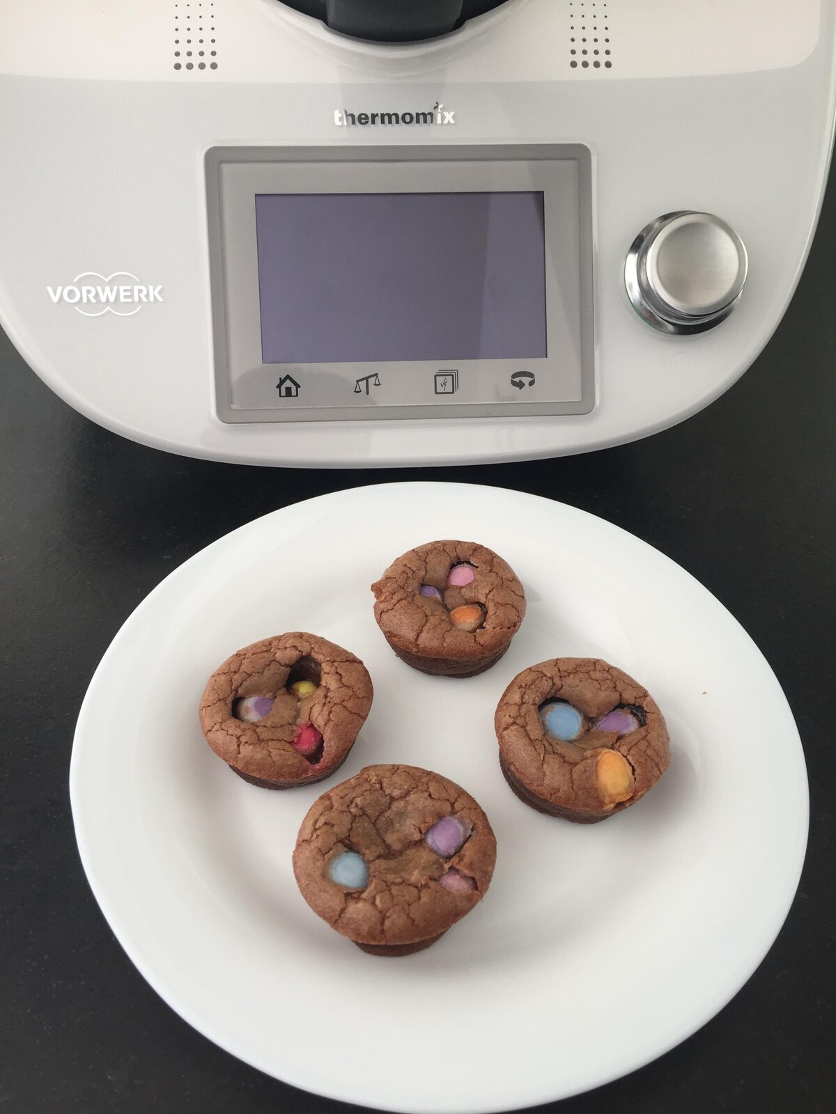 Mini muffins au chocolat et smarties